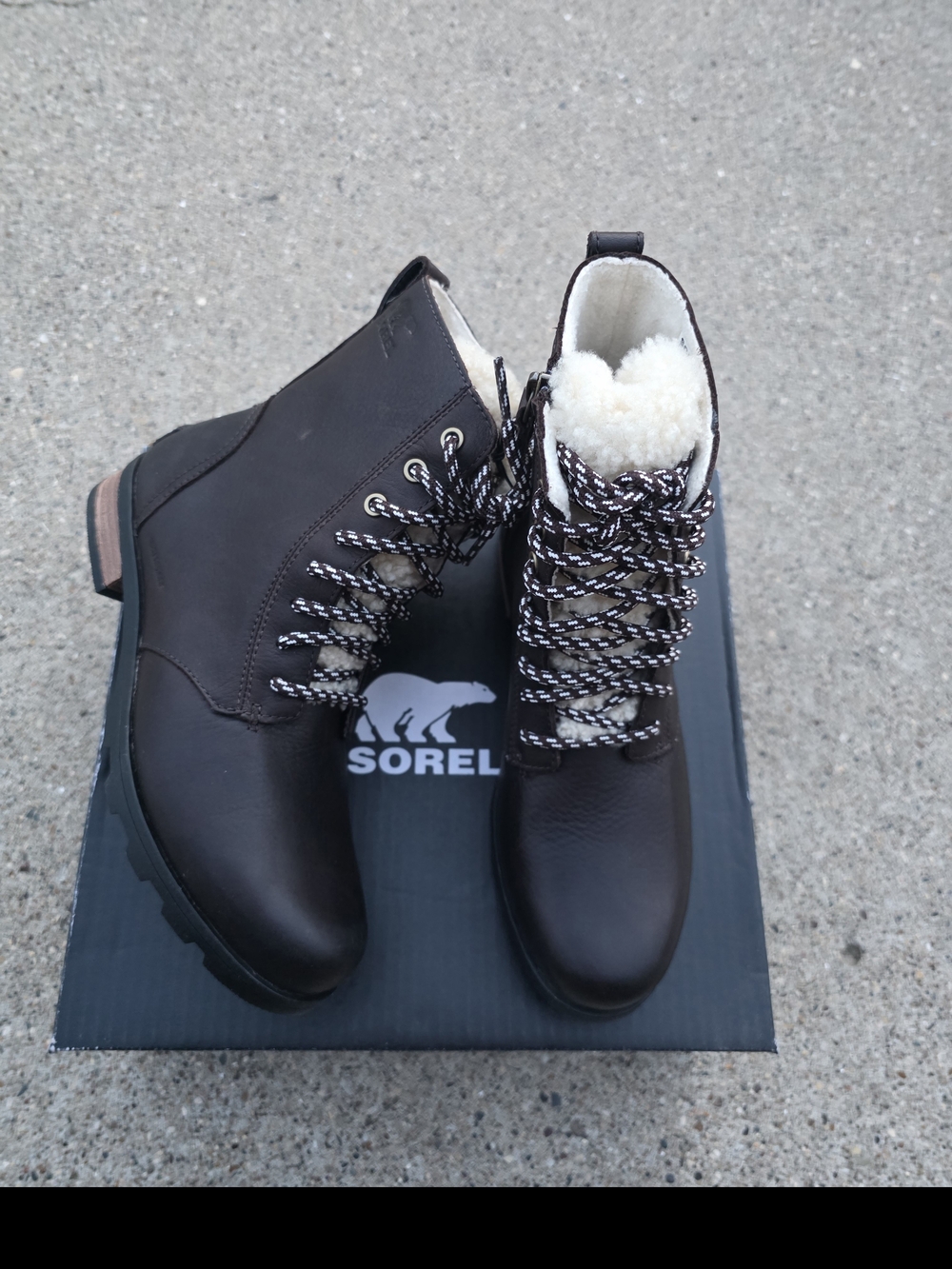 SOREL Women's Size 7 Brown Shearling-Lined Lace-Up Boots